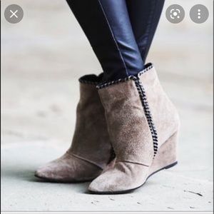 Free people Ankle boots suede /leather 7 NWB